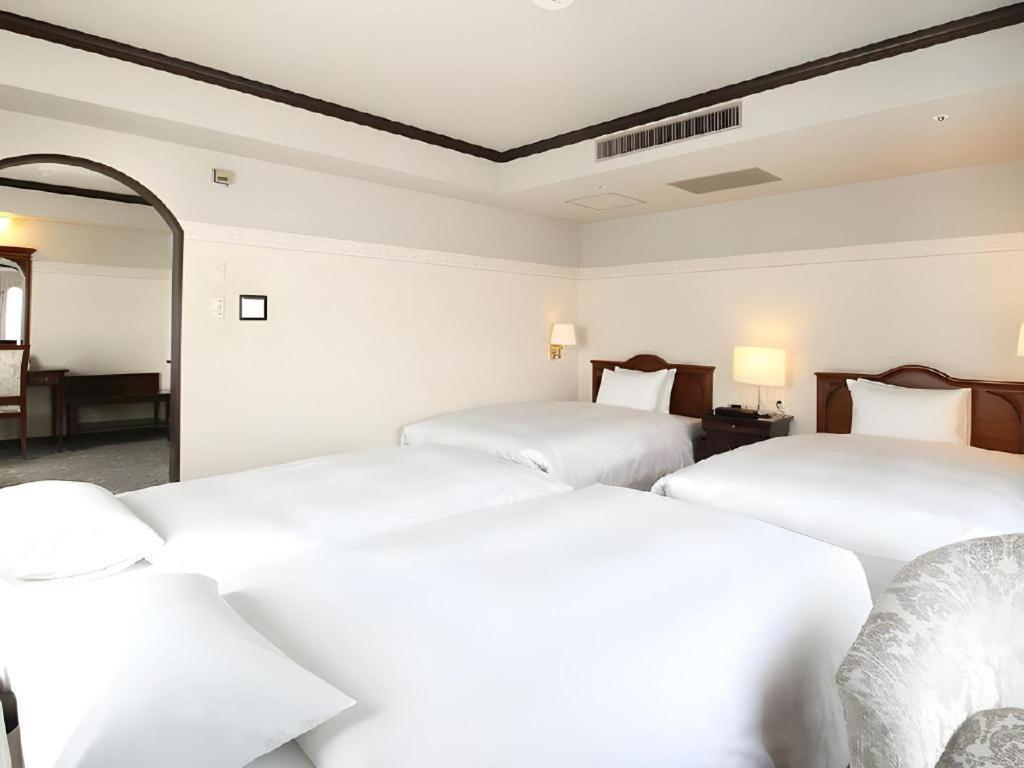 Hotel Piena Kobe Bagian luar foto