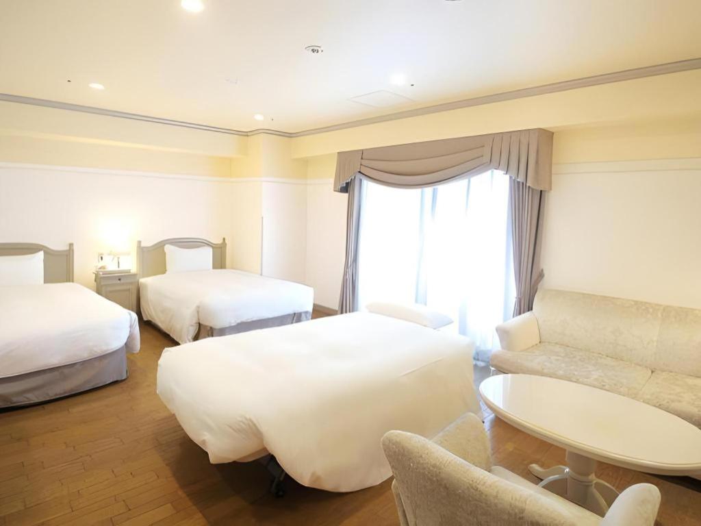 Hotel Piena Kobe Bagian luar foto