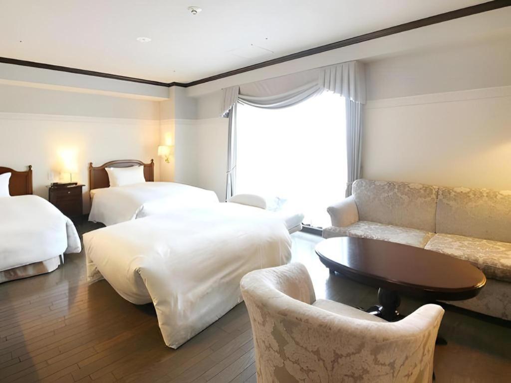 Hotel Piena Kobe Bagian luar foto